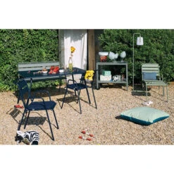 Galette Color Mix Pour Chaise FERMOB Monceau - Bleu Nuit 7 Galette Color Mix Pour Chaise FERMOB Monceau - Bleu Nuit -Jardin Meubles Magasin 2721 coussin galette bleu ambiance 1