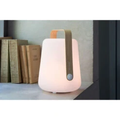 Lampe Nomade FERMOB Balad Bamboo H 25 Cm -Jardin Meubles Magasin 365200 lampe nomade fermob balad h 25 bamboo ambiance 3