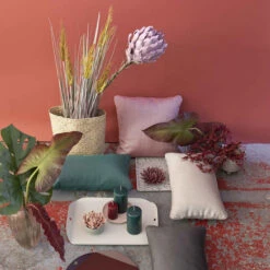 Coussin LAFUMA Aurore 40 X 40 Cm - Rouge -Jardin Meubles Magasin lfm2974 9303 coussin lafuma aurore 40 40 cm rouge ambiance